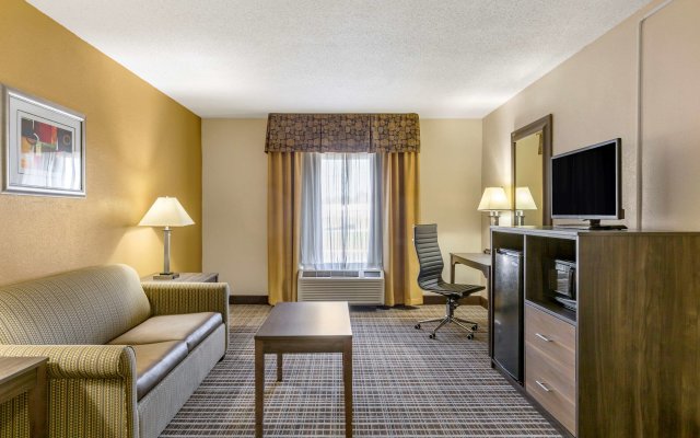 Quality Inn & Suites - Greensboro-High Point