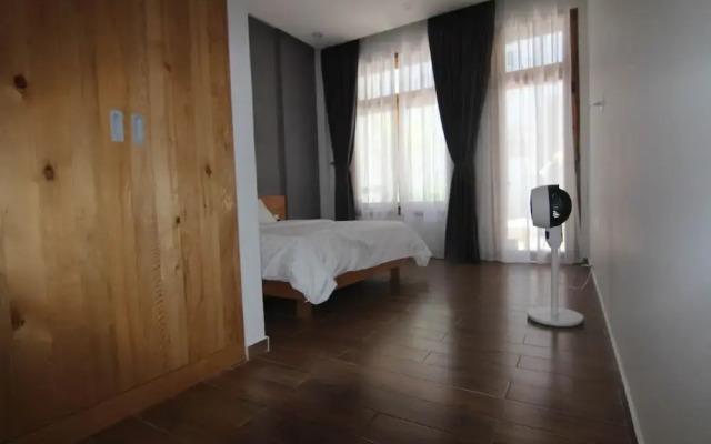 Le House Villa