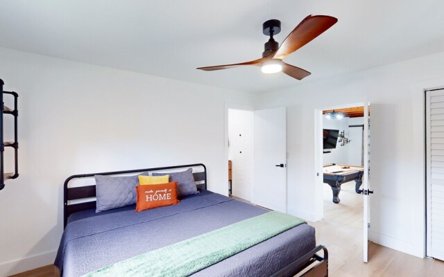 Villa Camila 5BR Luxury Home with Pool