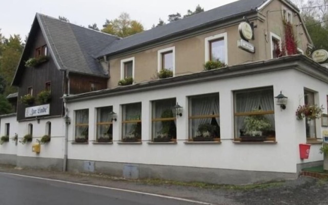Zur Linde Hotel