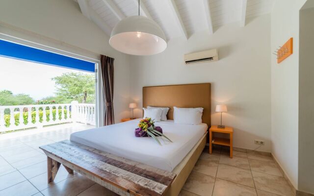 ? Peaceful Garden Villa?  -  Private Pool