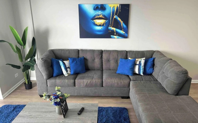 Charming 1br/1ba Hideaway In Oak Park, Il