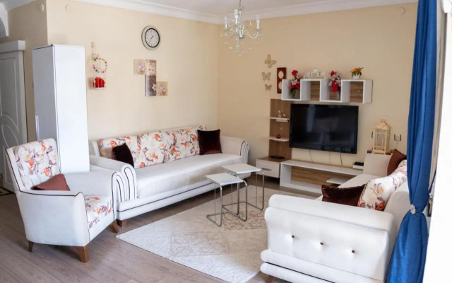 Lovely Apartment 1-Min Walk to Beach in Marmaris