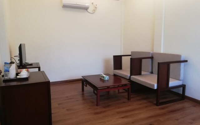Mrauk U Hotel