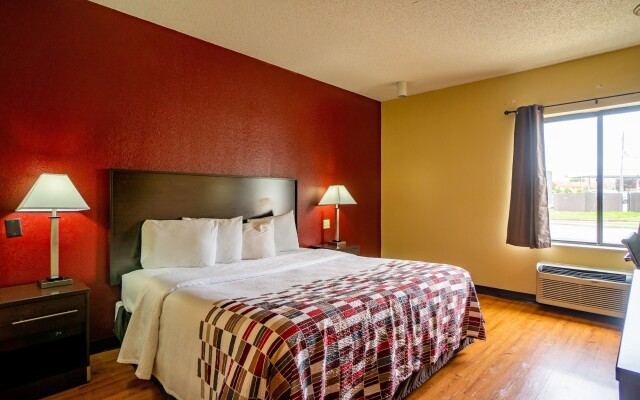 Red Roof Inn & Suites Indianapolis Airport