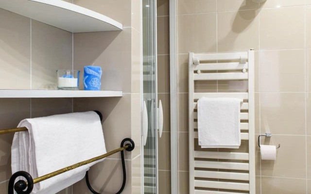 Lora Center Apartment