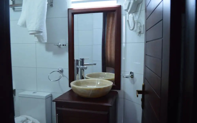 Entebbe Stay Apart-Hotel