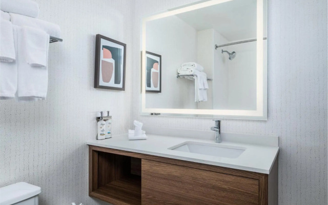 Holiday Inn Boise Airport by IHG