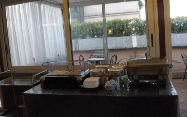 Hotel Center 1