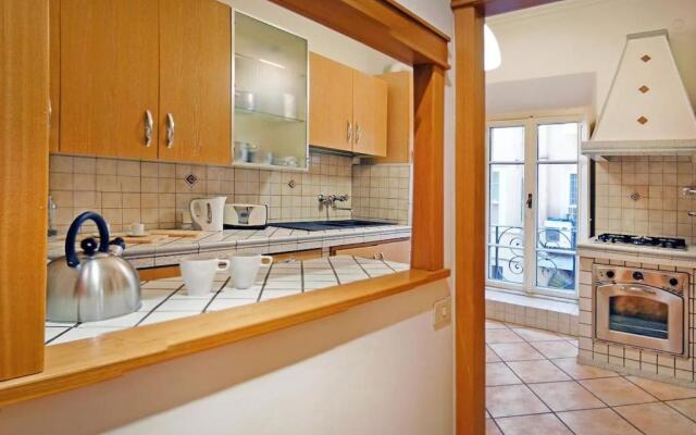 Elegant Apartment Via Veneto by Varental
