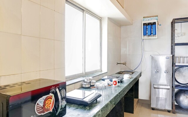 OYO Living 26804 Luxurious Studio Rooms