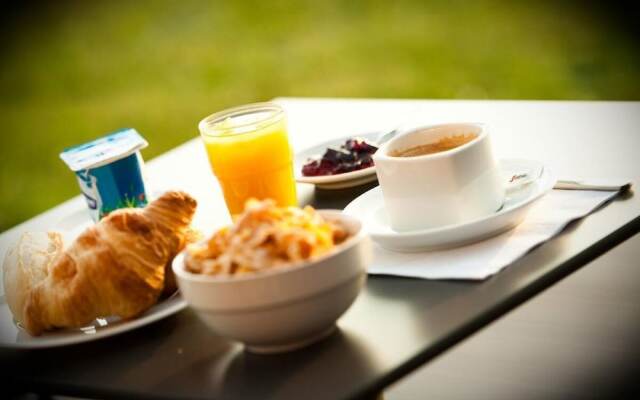 Hôtel Eurocentre Toulouse Nord 2 Stars