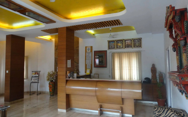 Gorbandh Hotel