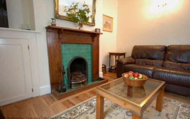 Rosemead Cottage