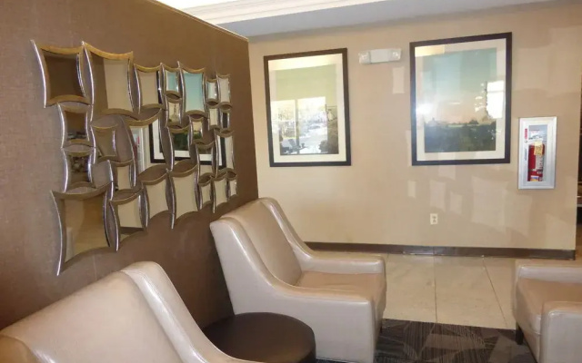 Comfort Inn