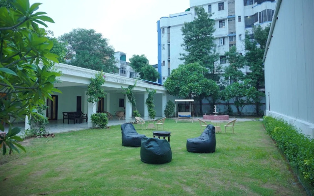 Urban Trippers Shamiyana Villa byArindam
