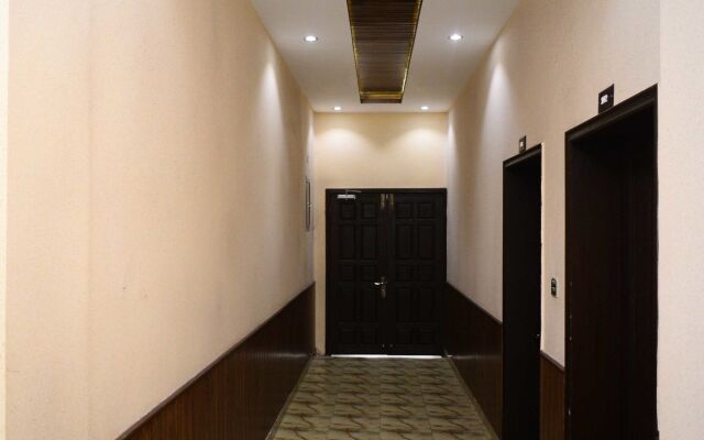 Hotel 12J