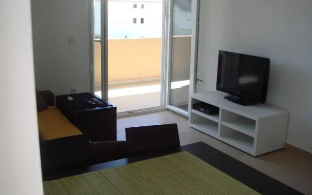 Apartments Domuzin