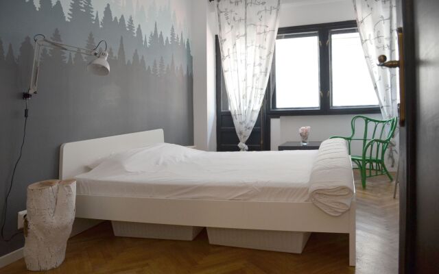 Park Studio Cismigiu Gardens - Quiet Room - Smart Tv