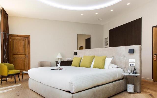 Château et Golf De Taulane