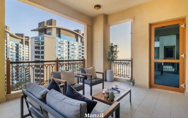 2BR + Maid's w Sea Views in Palm near Nakheel Mall