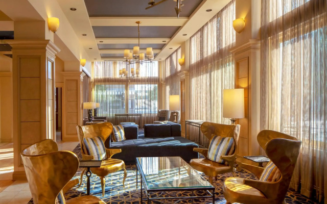 The Ashton Hotel