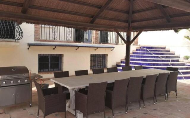 Amazing villa to rent at Estepona - near beaches