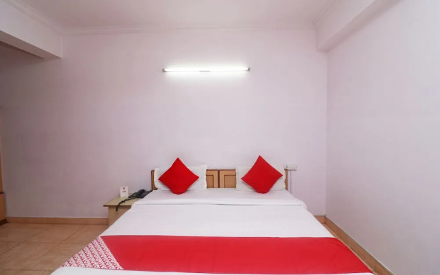 Oyo 24680 Hotel Devansh