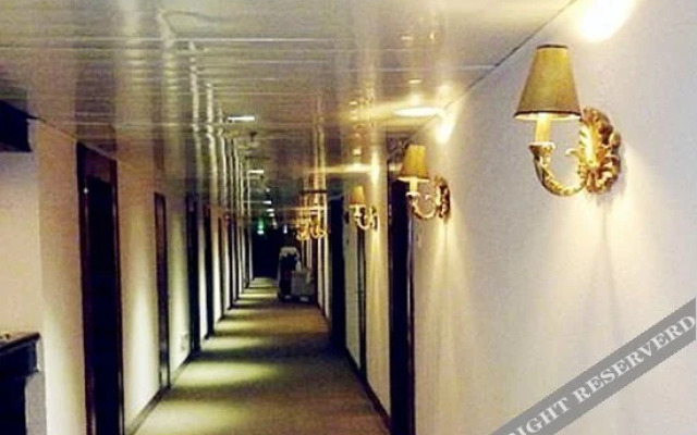 Xing Yuan Hotel Business