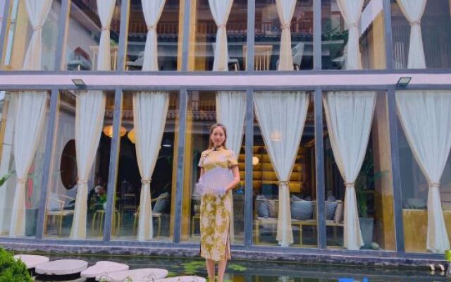 Shenglan View Sea Light Luxury Courtyard in Dali