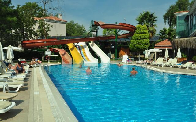 Cinar Hotel