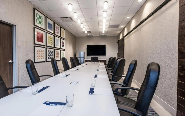 Holiday Inn Express & Suites Welland by IHG