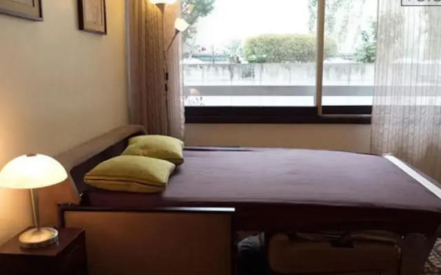 Charming and cozy Montparnasse flat