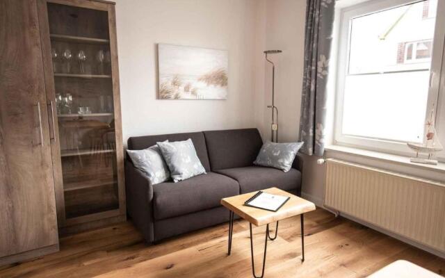 Ferienwohnung-2-Strandnah-und-mit-Strandkorb-im-Haus-Seeluft-in-Duhnen