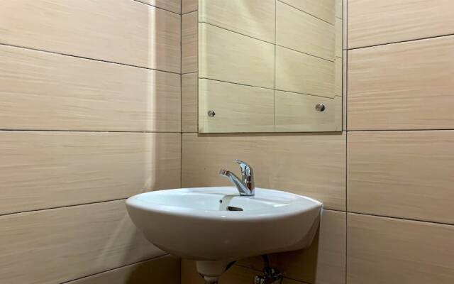 Comfort Studio Room At Margonda Residence 5 Apartment