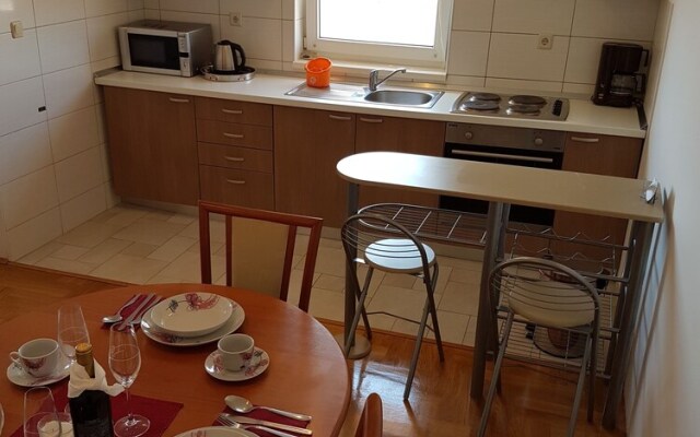 Apartments Dunja Malinska
