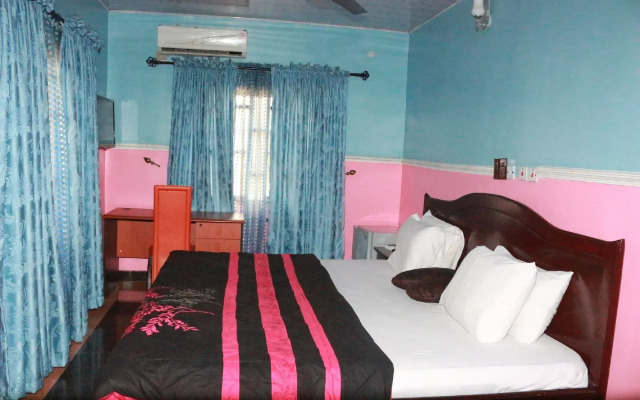 L & L Executive Hotels and Suites