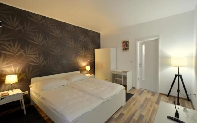Neferprod Apartments - IS - CAM 01