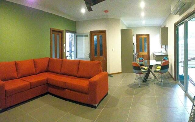 Mistinthegumtrees Eco Luxury Cabins