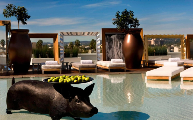 SLS Hotel, a Luxury Collection Hotel, Beverly Hills