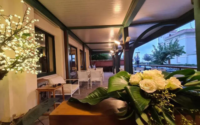 Hotel Sabra