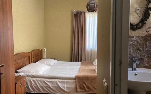 Mestia Guesthouse