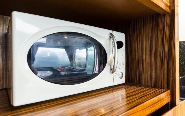 Nokbeon Hotel Galley