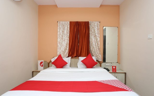 OYO 14711 Hotel Natraj