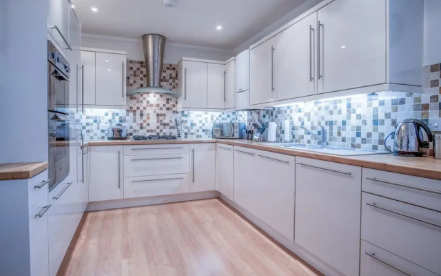 South Beach View- 2 Bedroom - Tenby