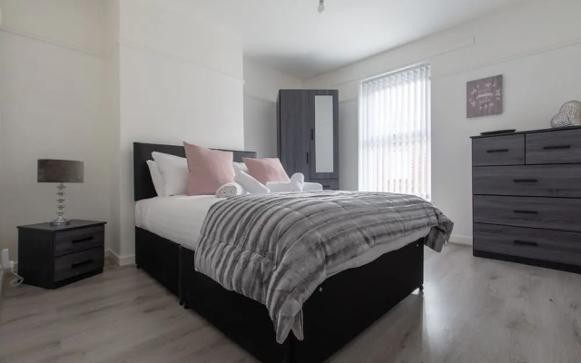 Lux Apartments 3 Bedroom House - Bala