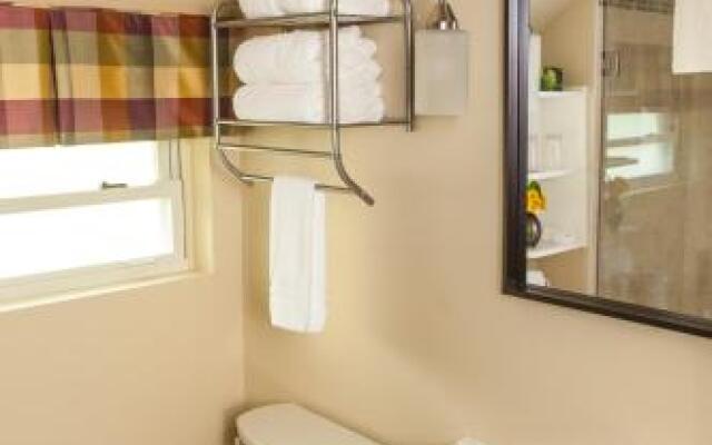 Avery House Bed & Breakfast