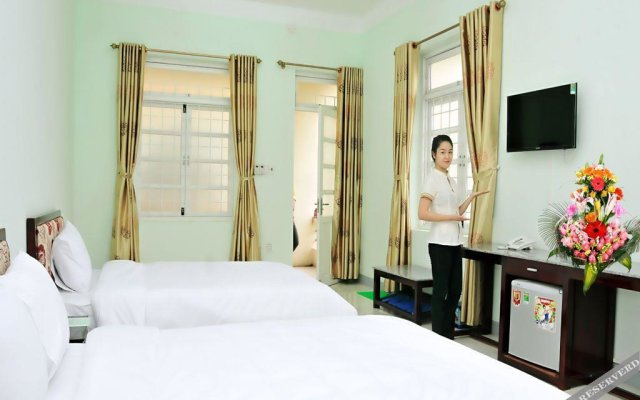 Thanh Nien Hotel