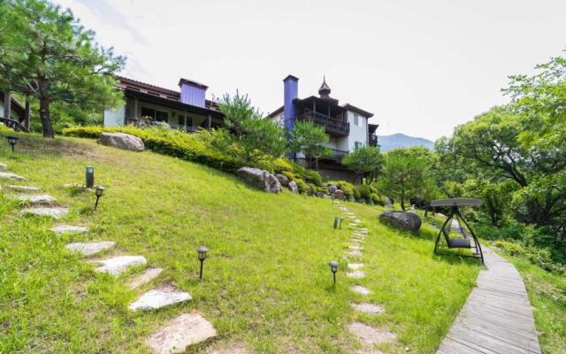 Yangpyung Lavin Pension