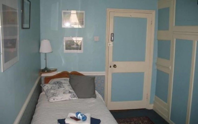 Rothmans B&B